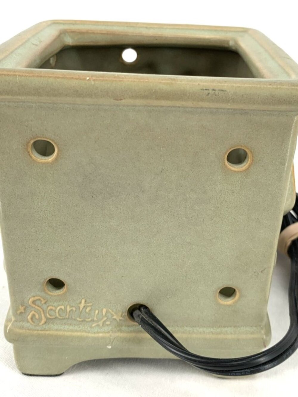 Scentsy Piece By Piece Full Size Puzzle Piece Wax Tart Warmer Autism Speaks 2018 - Picture 4 of 6